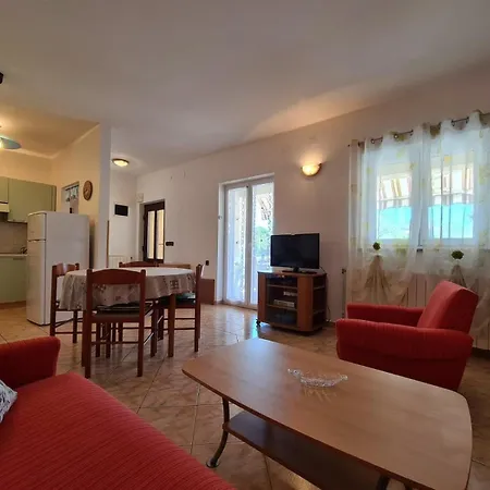 Mit Privatpool Fuer 7 Personen Ca 90 Qm In Pavicini, Istrien Suedkueste Von Istrien Pavicini